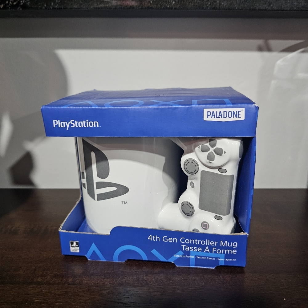 Paladone PlayStation Controller Mug - White and Gray